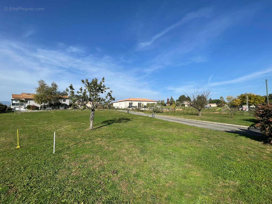 Terrain à VERNOSC-LES-ANNONAY