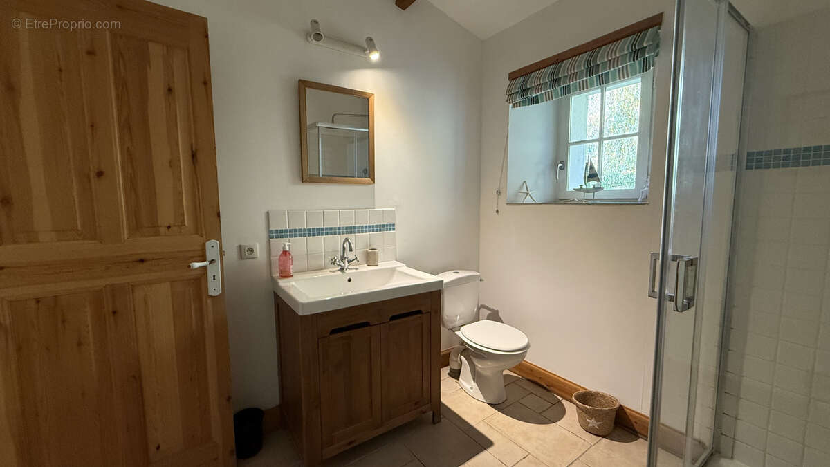 Maison à MORTAGNE-SUR-GIRONDE