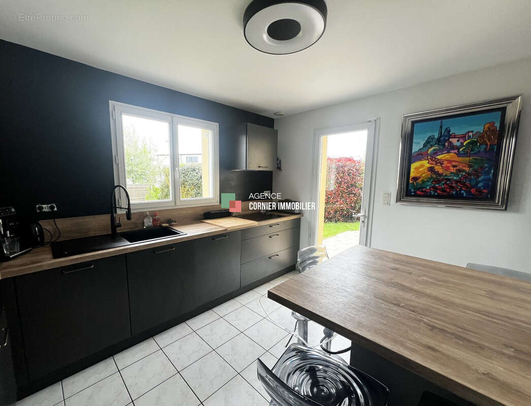 Maison à NOYAL-SUR-VILAINE