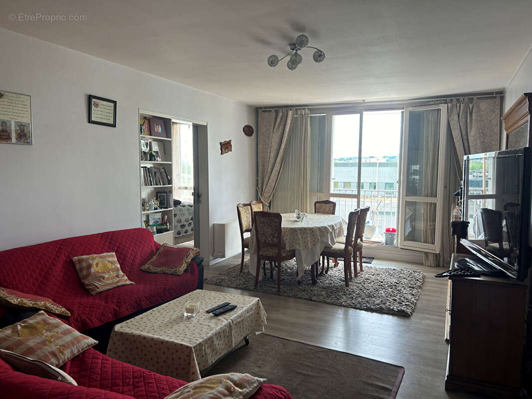 Appartement à MANTES-LA-JOLIE