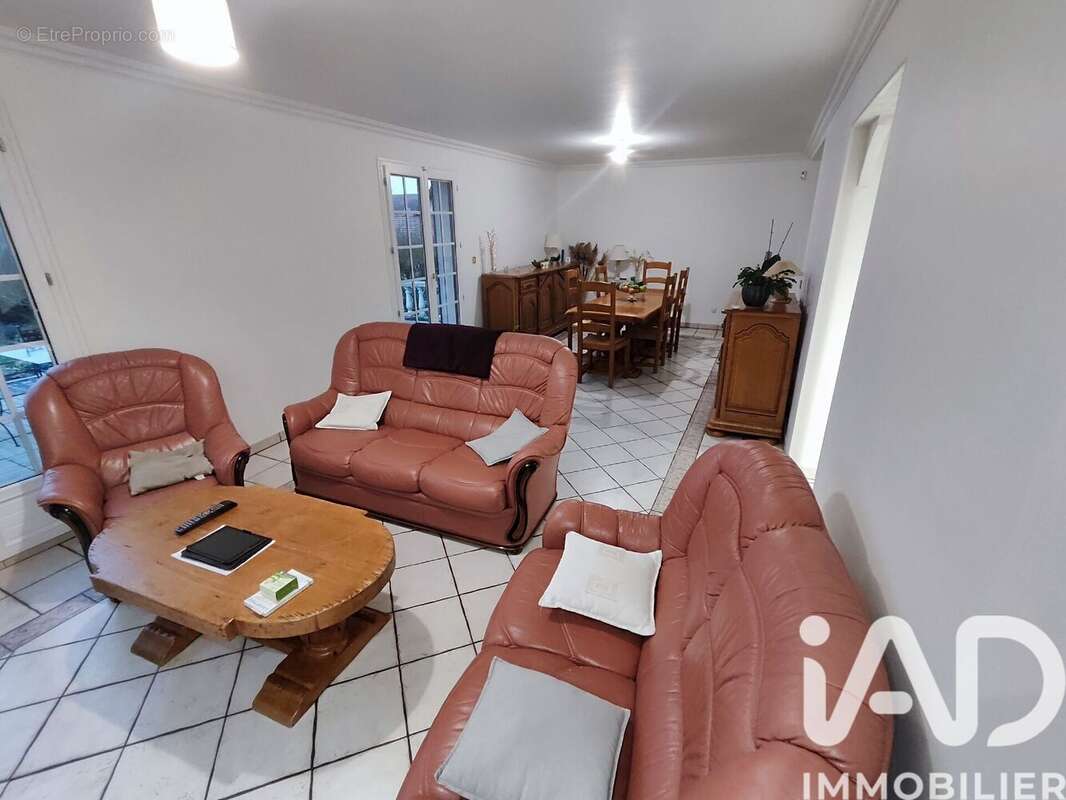 Photo 4 - Maison à REUILLY