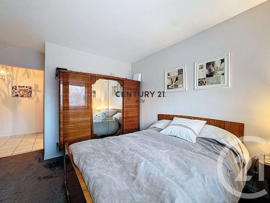 Appartement à MAISONS-ALFORT