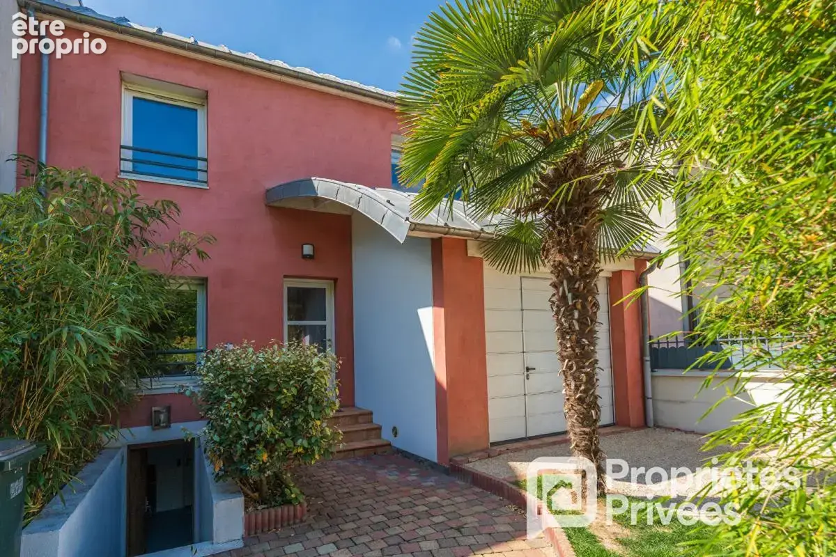 Maison contemporaine avec jardin et garage, quartier des Rochers - photo 16