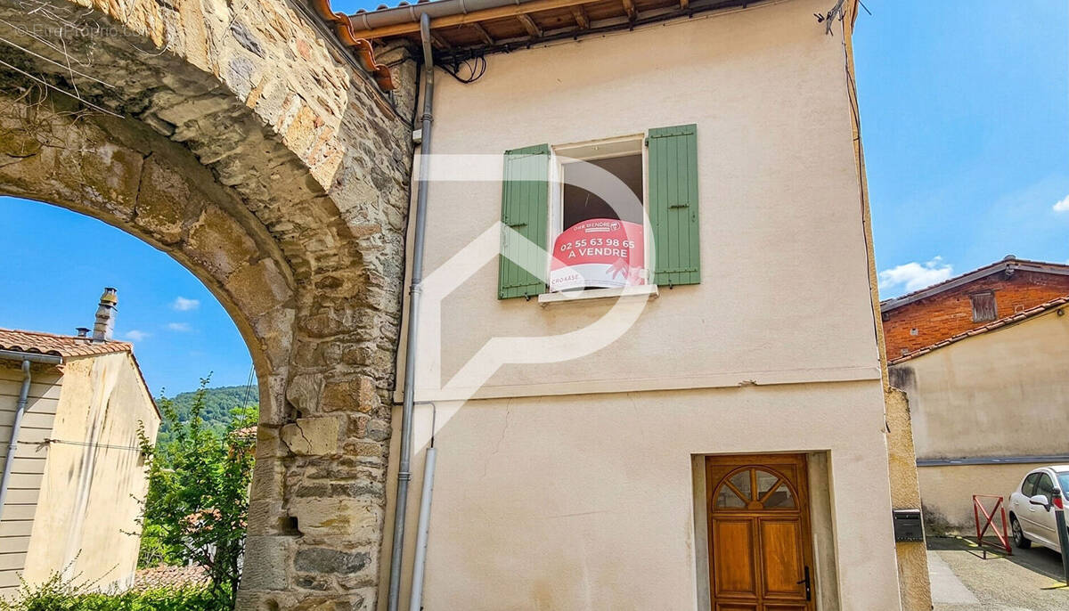 Maison à AUSSILLON
