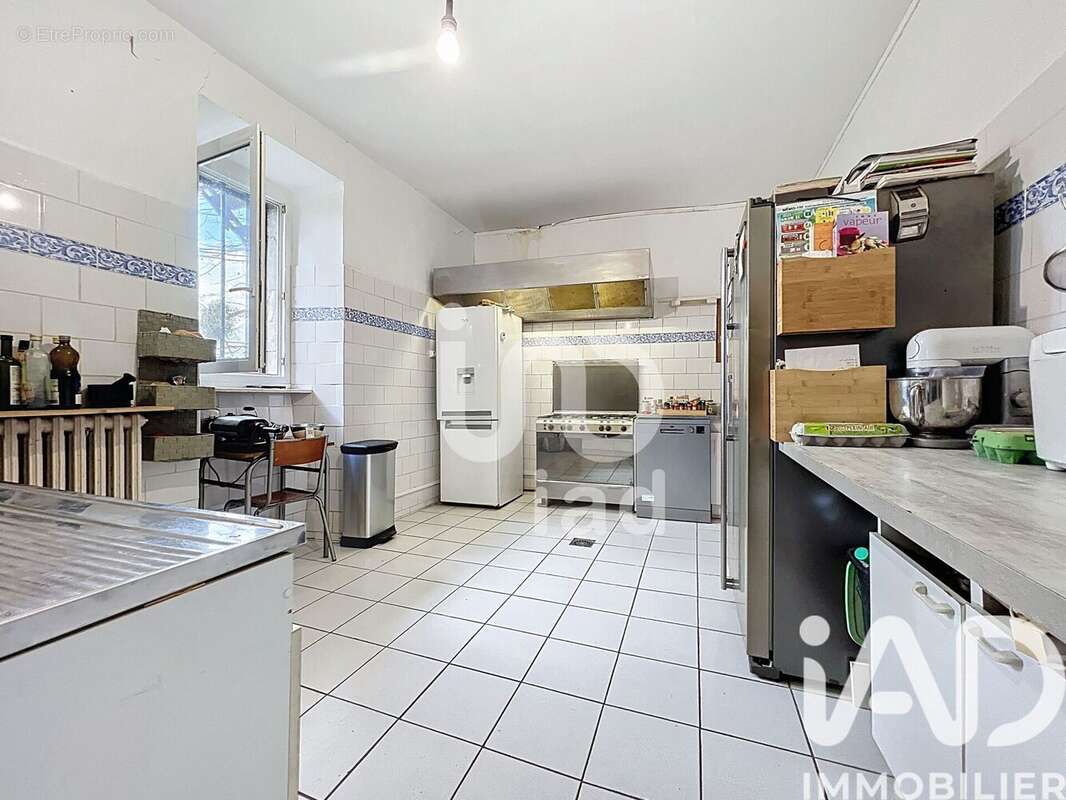 Maison 610 m² à Ardiege  - photo 2
