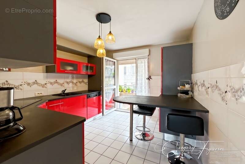 Appartement à SAINT-ETIENNE