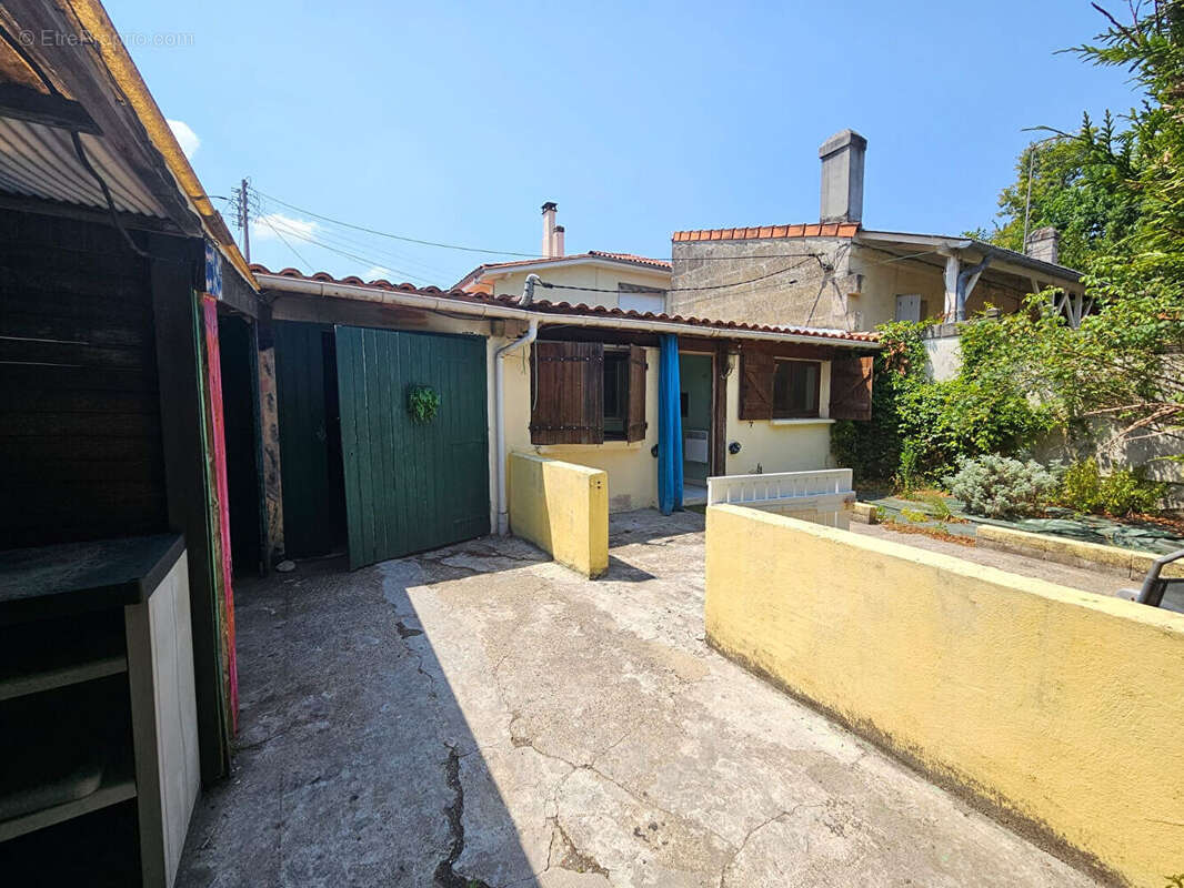 Caudéran petite maison avec garage et jardin en 2e ligne - photo 2