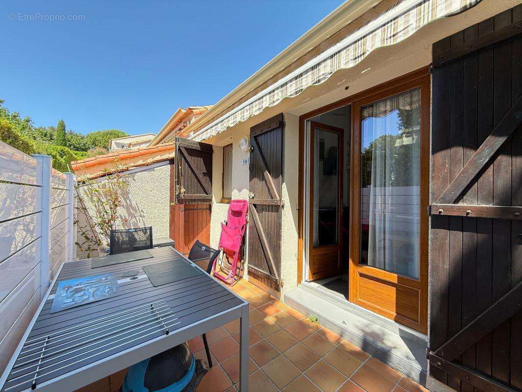VILLA en excellent état à 450 m Plage - photo 2