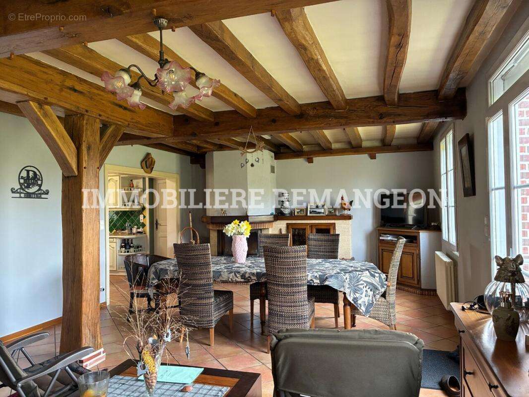 Maison à LAMOTTE-BEUVRON