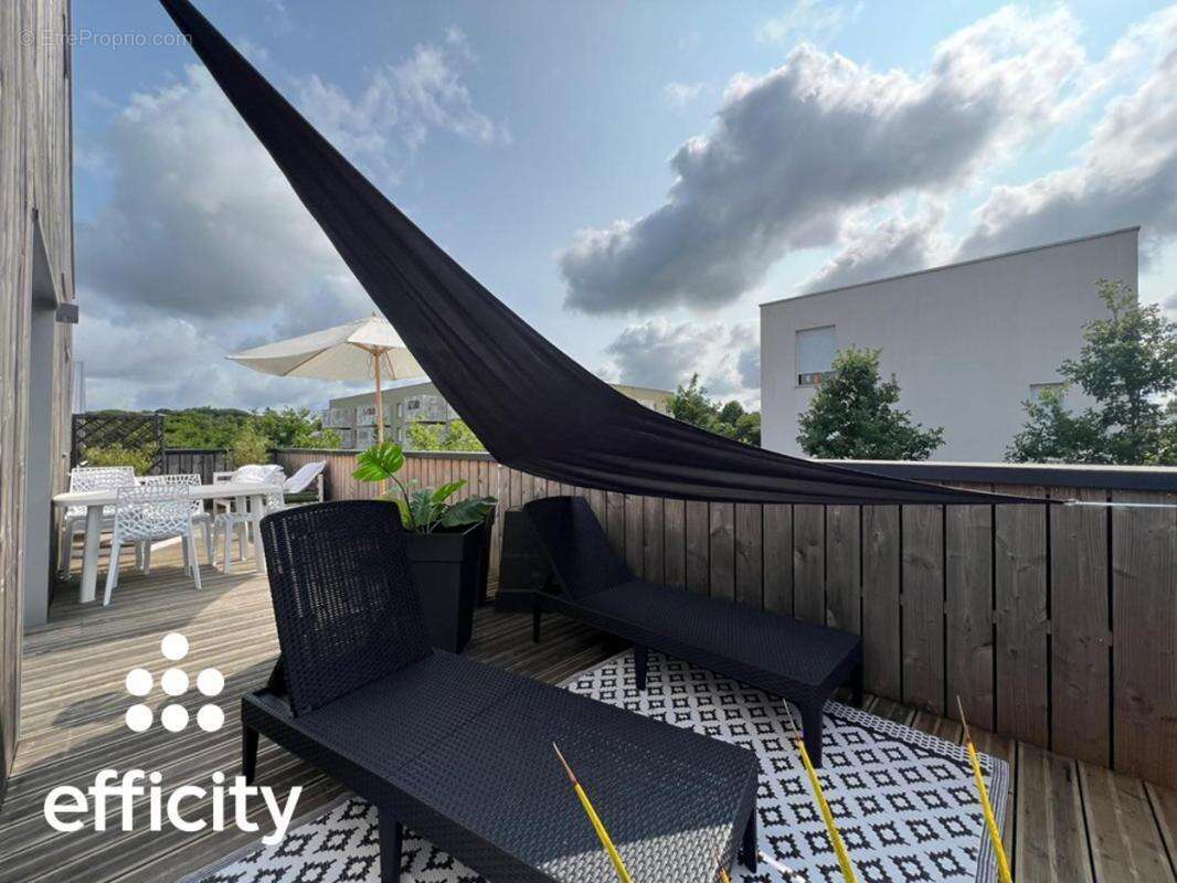 Appartement à ORGERES