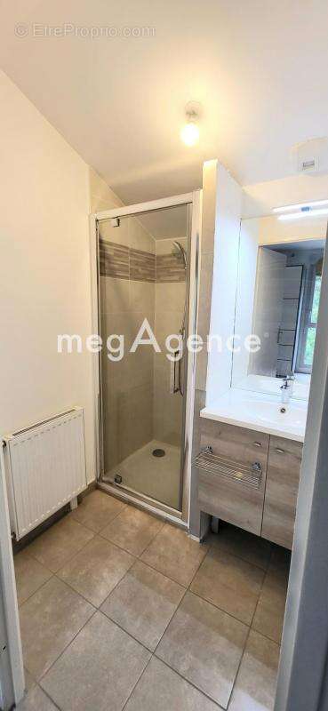 Maison à CHENNEVIERES-SUR-MARNE