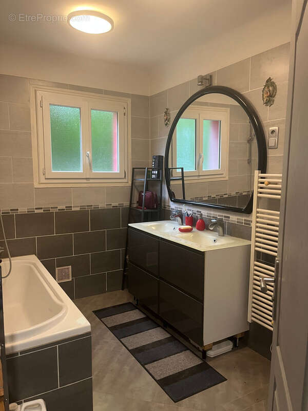 Maison à FONTAINE-LA-GAILLARDE