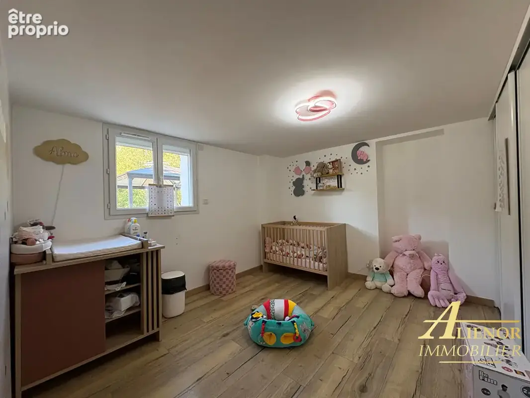 Maison Saint Sauveur  4 pièce(s) 100 m2 - photo 6