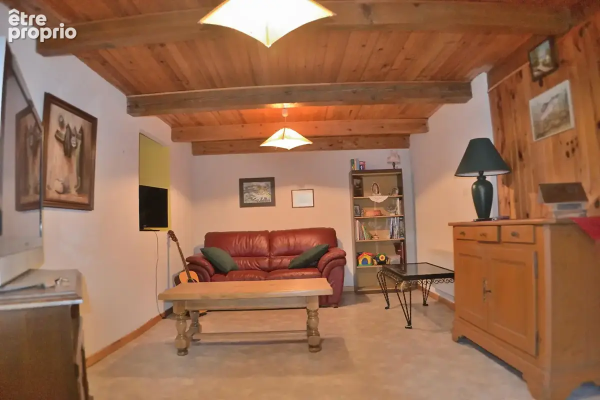 Maison composée de 2 appartements - GLERE - photo 6