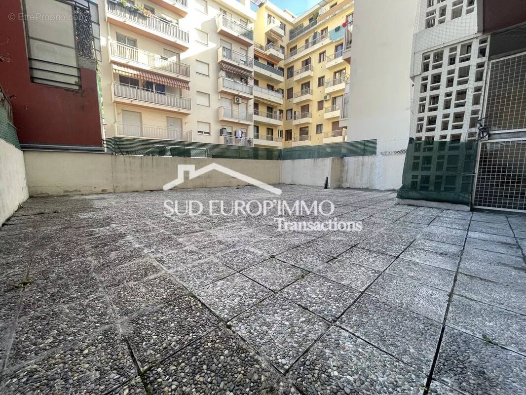 Appartement à NICE
