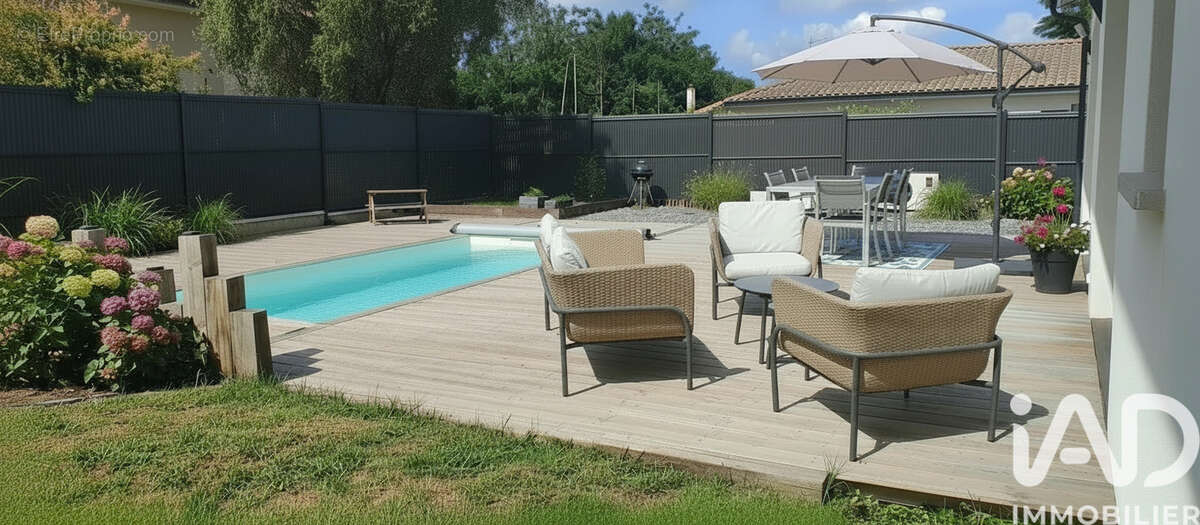 Photo 2 - Maison à LEOGNAN