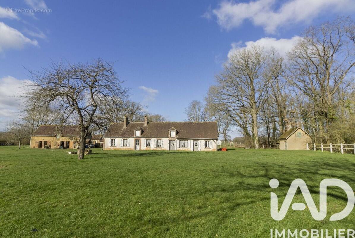 Photo 1 - Maison à BALINES