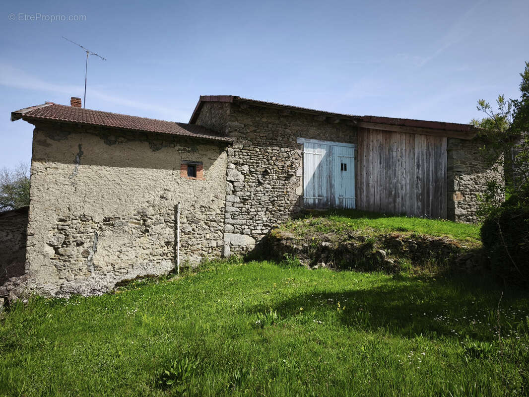 Maison à DORANGES