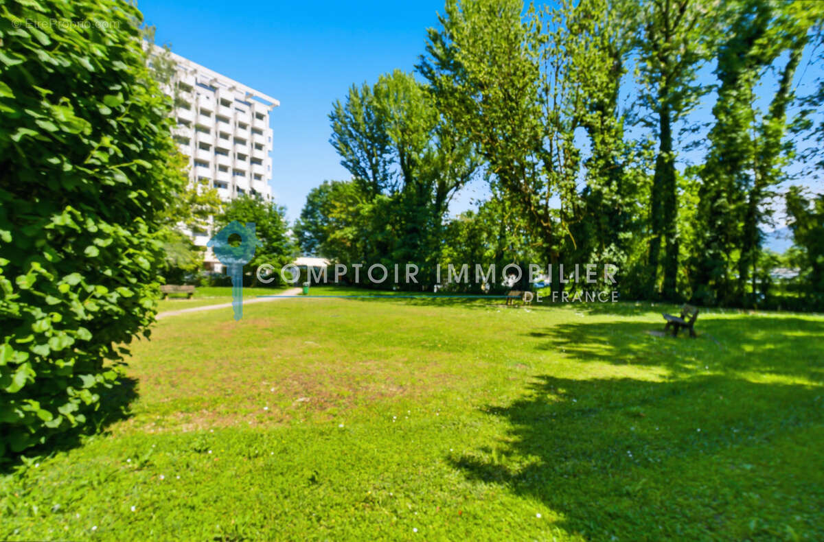 Appartement à MEYLAN