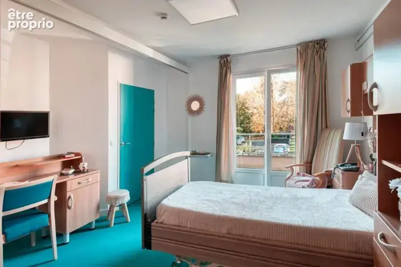 Investissement locatif  saint lubin des joncherets  ehpad château du haut-venay - 7,6% de rentabilité - photo 2