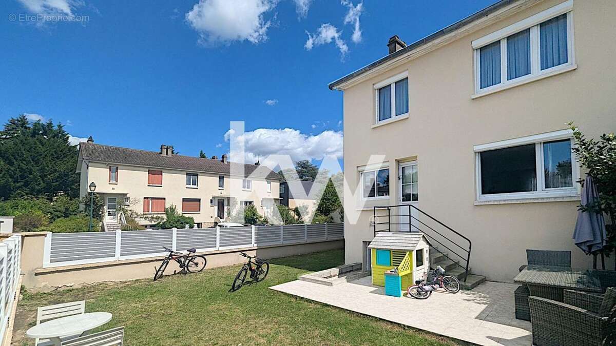 Maison à SOISY-SOUS-MONTMORENCY