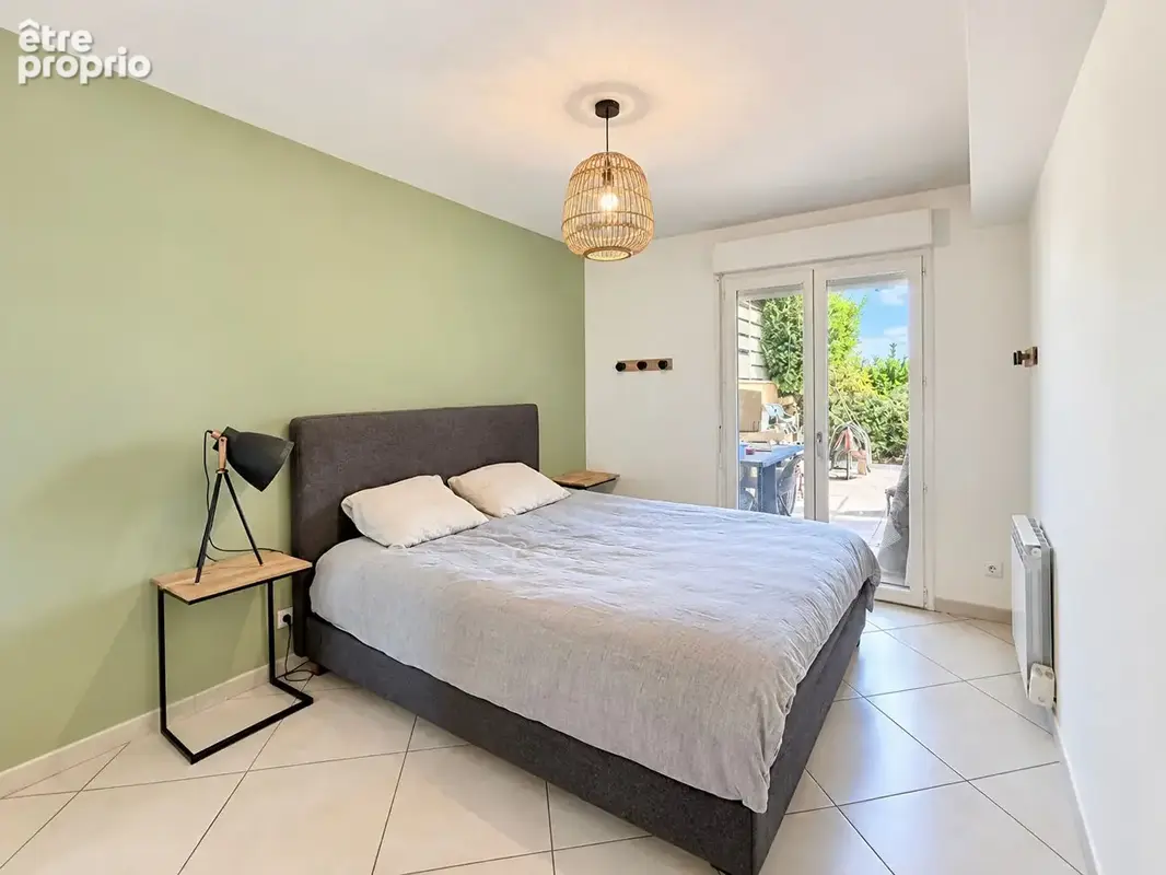 Appartement T4 de 98 m² avec terrasses et jardin - photo 5