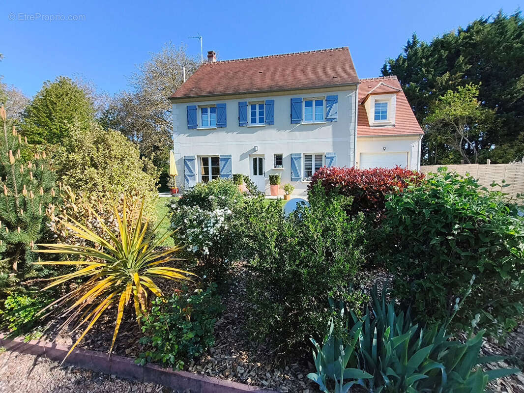 Maison à BRAISNES