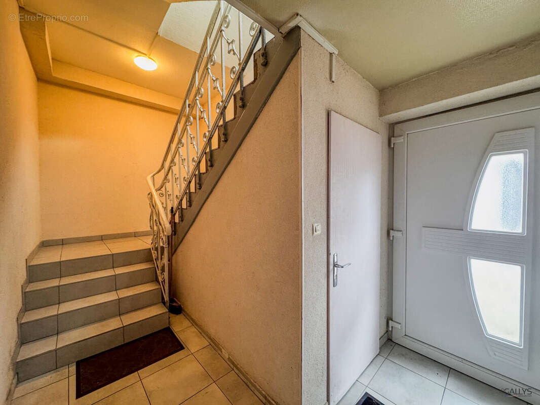 Appartement à GUENANGE