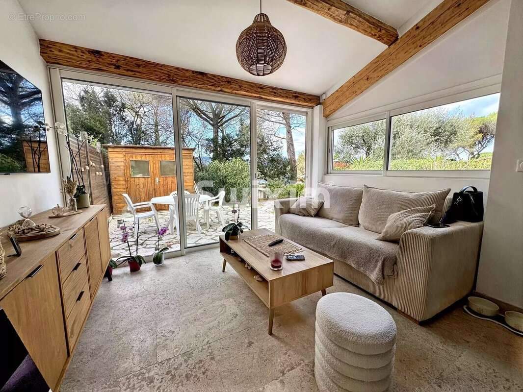 Appartement à GASSIN