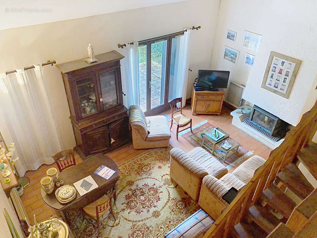 Maison à VILLENAVE-D'ORNON