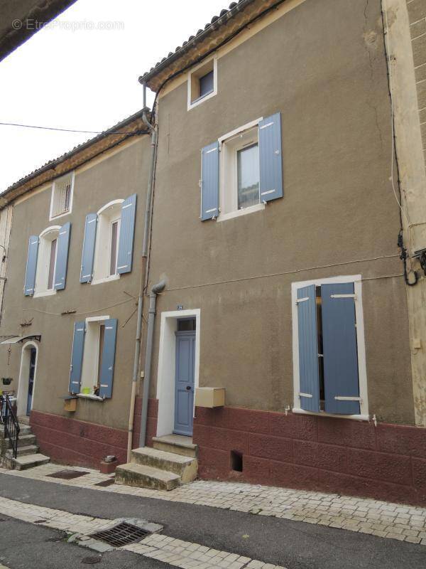 Maison à GINASSERVIS