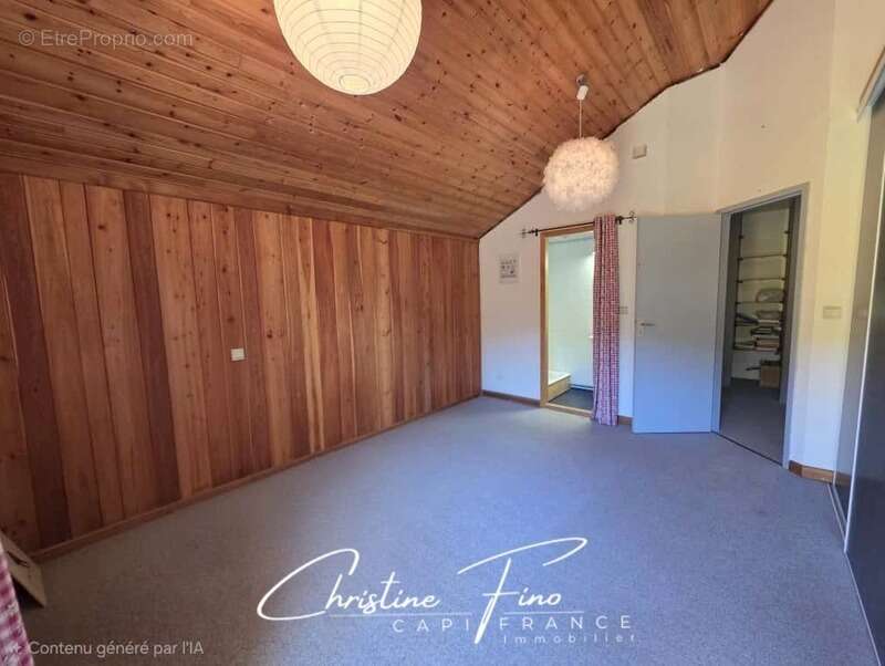 Maison à LA SALLE-LES-ALPES