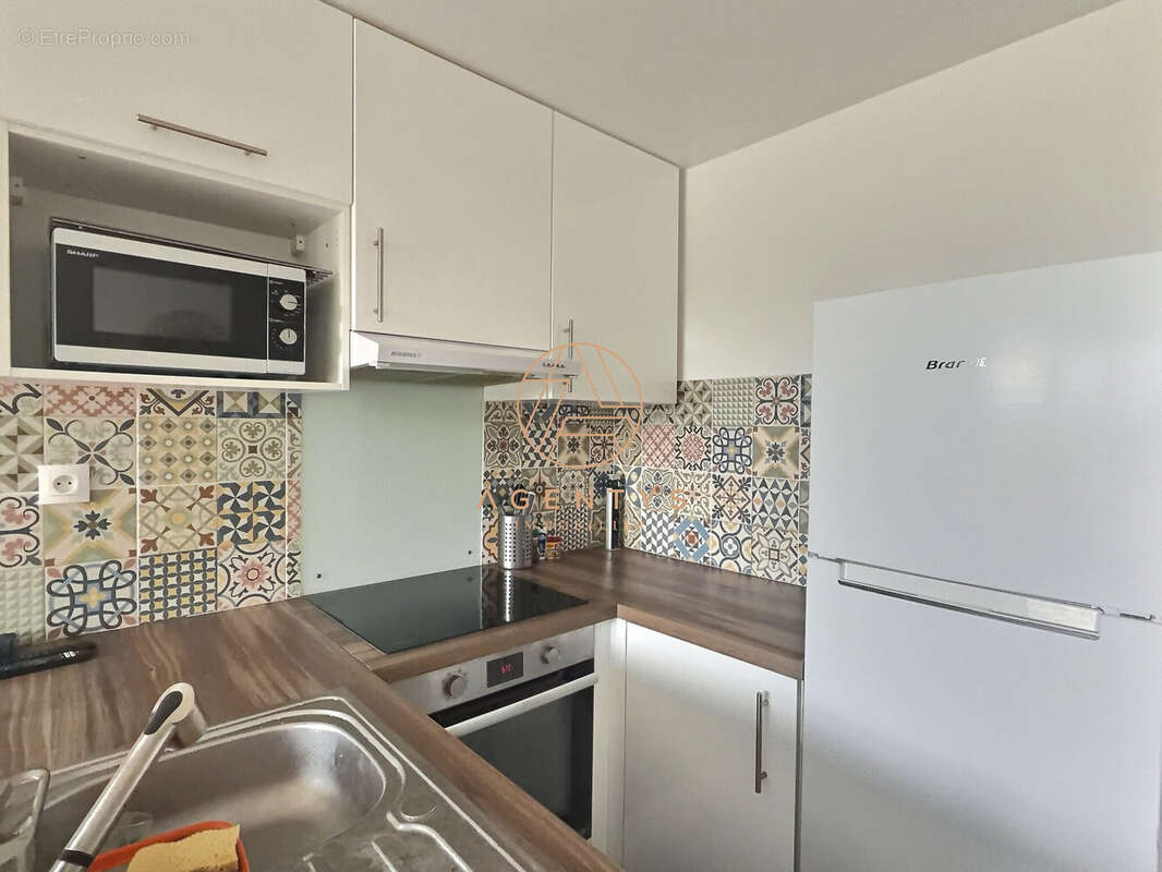 Appartement à SAINT-MAUR-DES-FOSSES