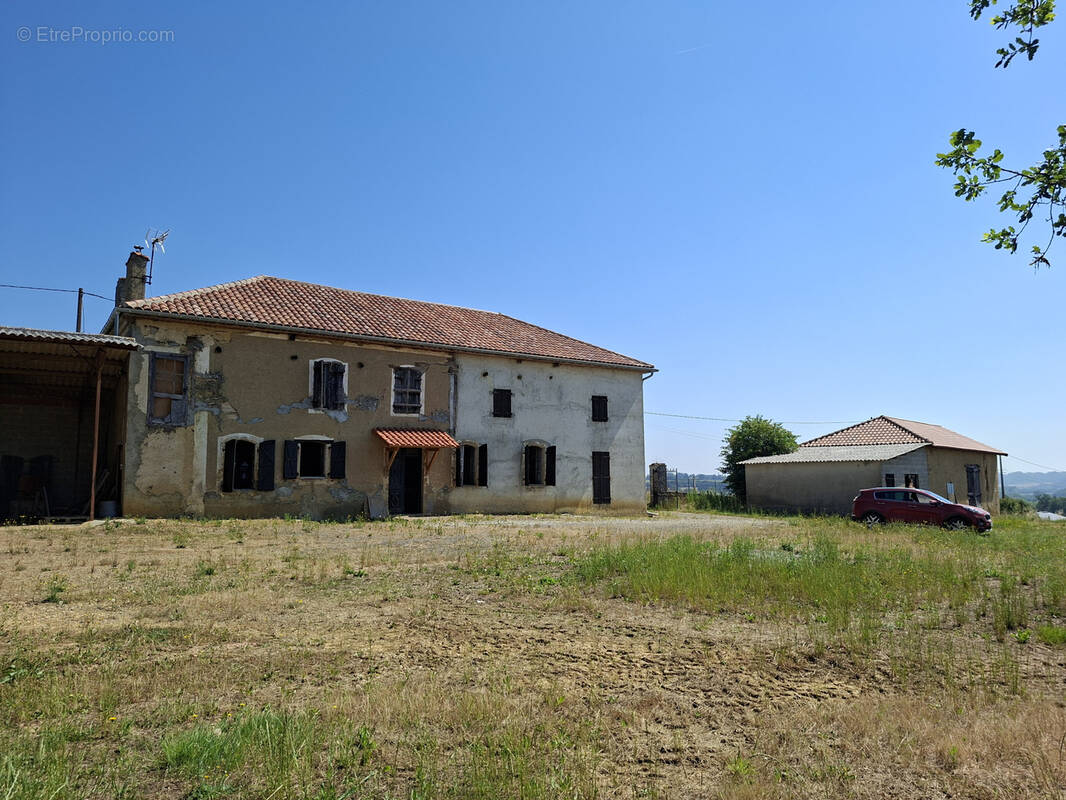 Maison à MIRANDE