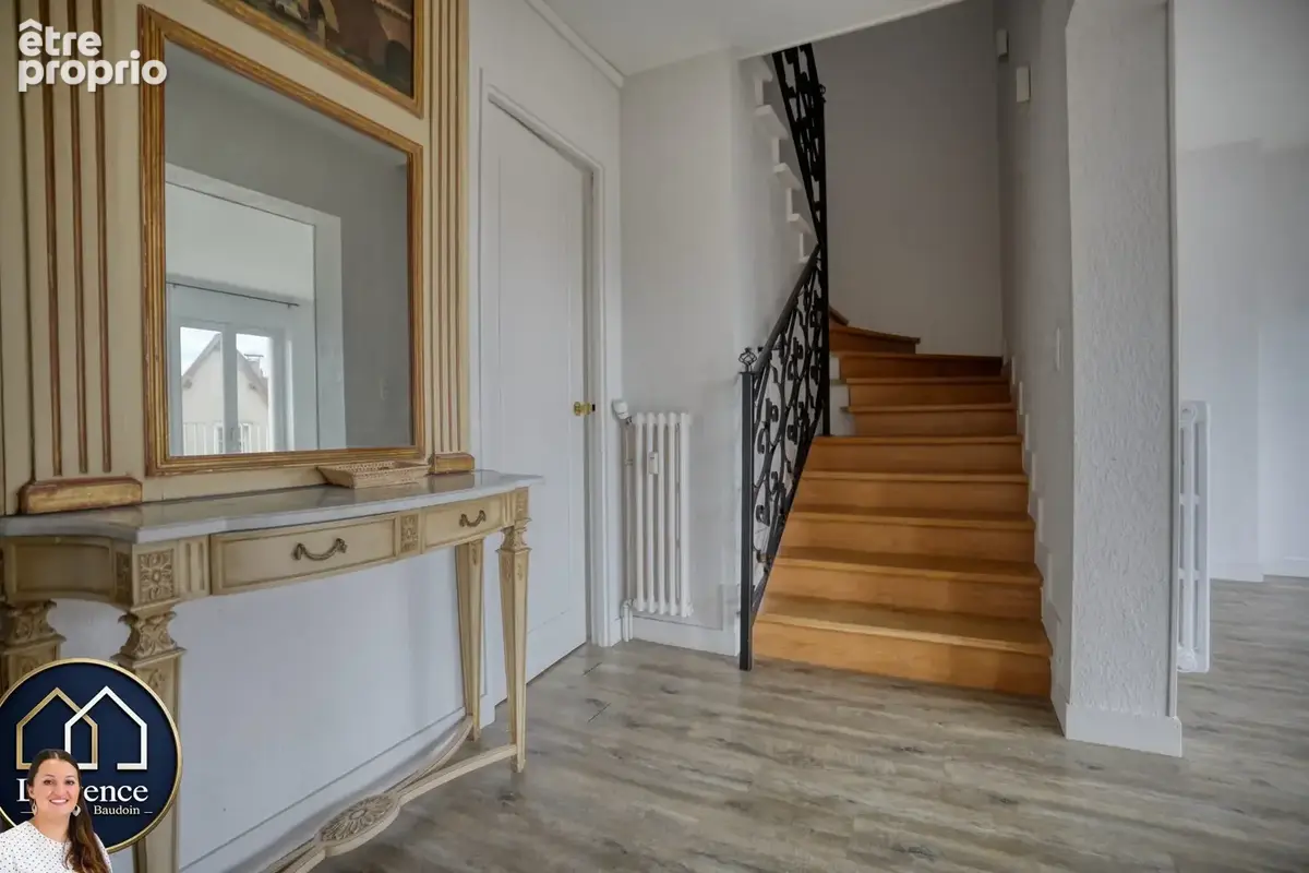 Appartement 5 pièces 115 m² à vendre à Chartres (28000) - photo 3