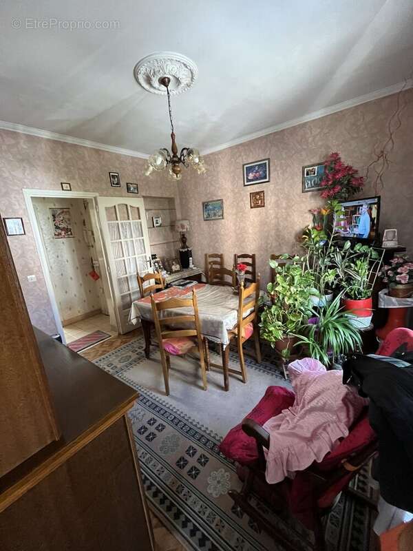 Séjour / Salle à manger - Appartement à PANTIN