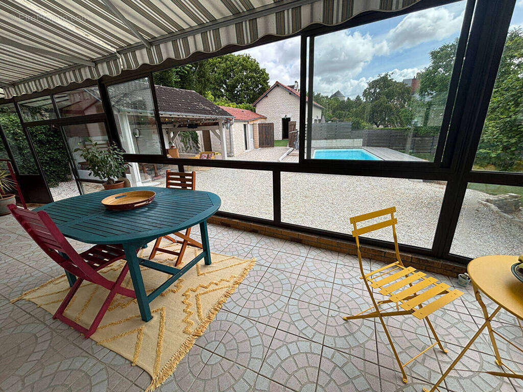 Maison 8 pièces 270 m² Bourges - photo 5
