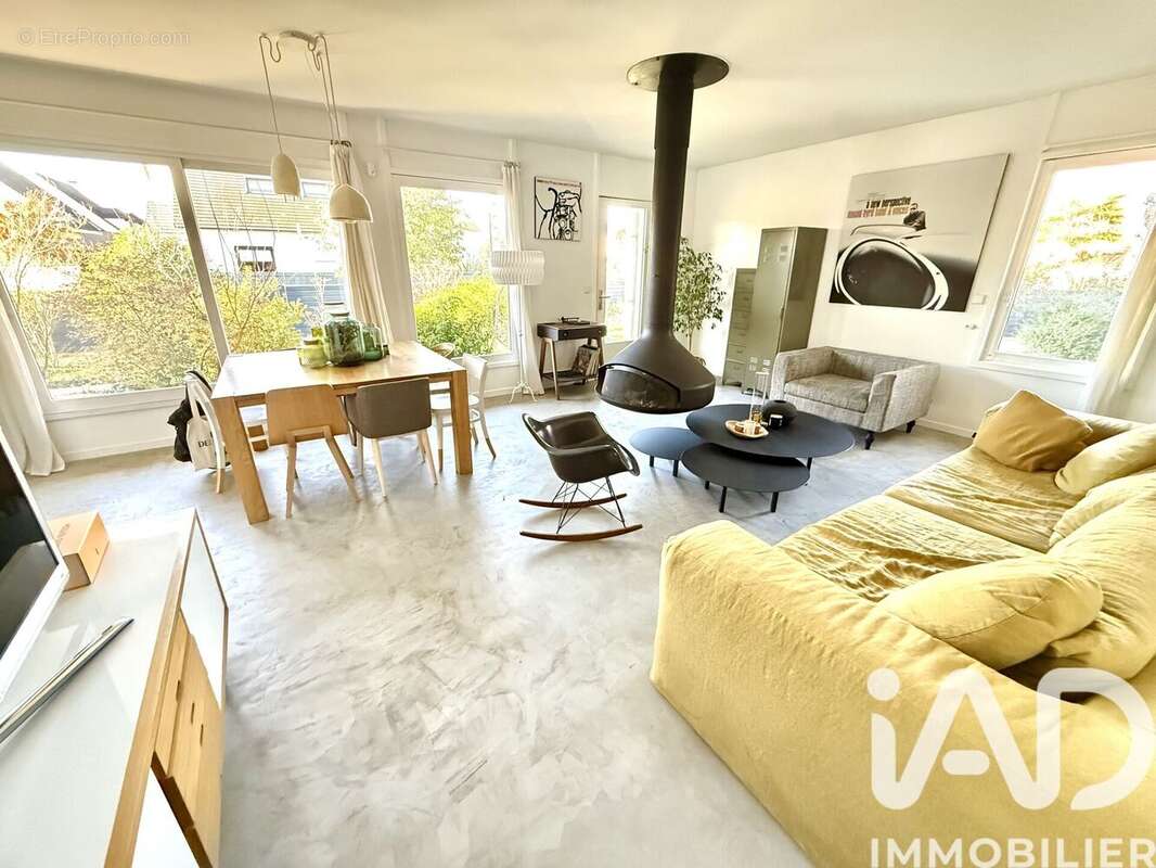 Photo 4 - Maison à SAINTE-GENEVIEVE-DES-BOIS