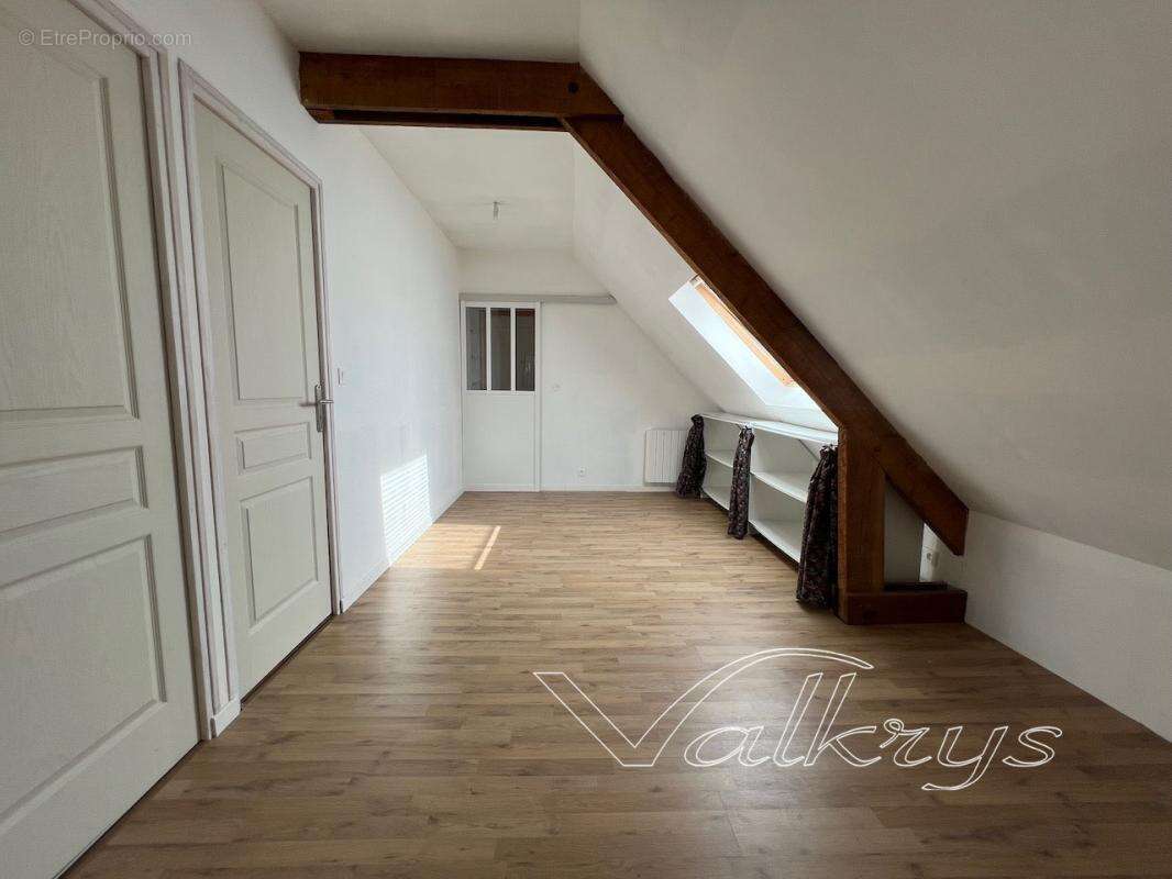 Maison proche mer et commodités à pied -7P-1000m2 zone U - photo 15