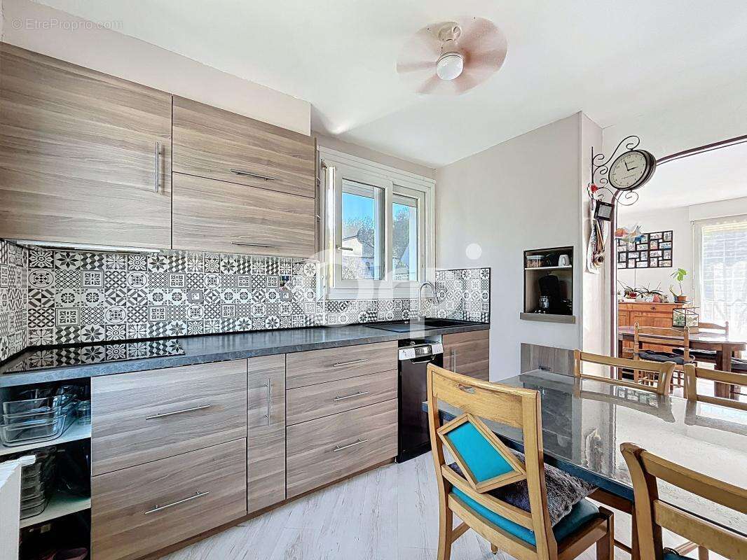 Maison à MALEMORT-SUR-CORREZE