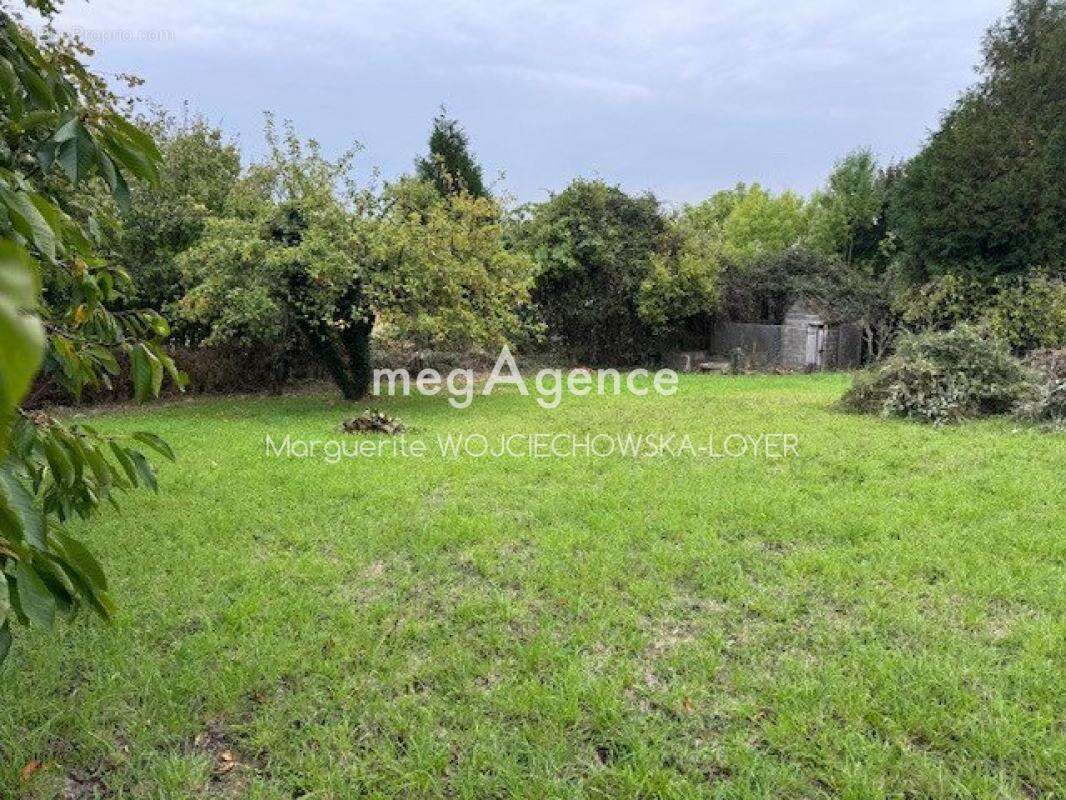 Maison à FRESNAY-SUR-SARTHE