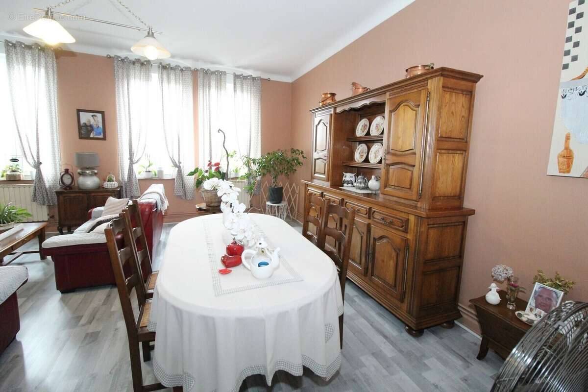 Appartement à MORHANGE