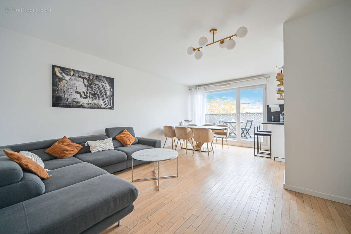 Appartement 83 m² à Creteil  - photo 2