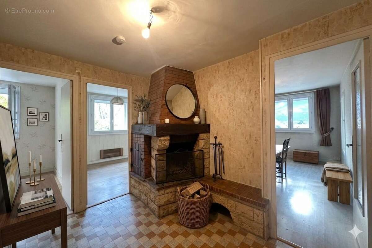 Appartement à SAINT-EGREVE