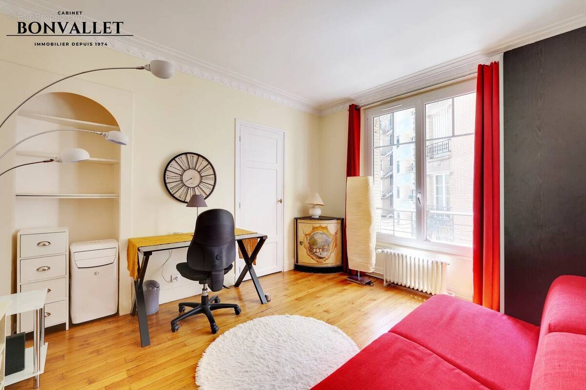 Appartement à PARIS-15E