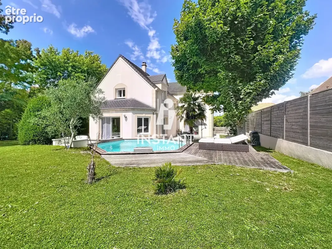 Maison à LONGPONT-SUR-ORGE