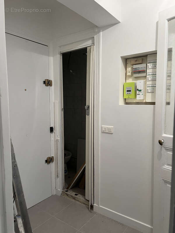 Appartement à PARIS-14E