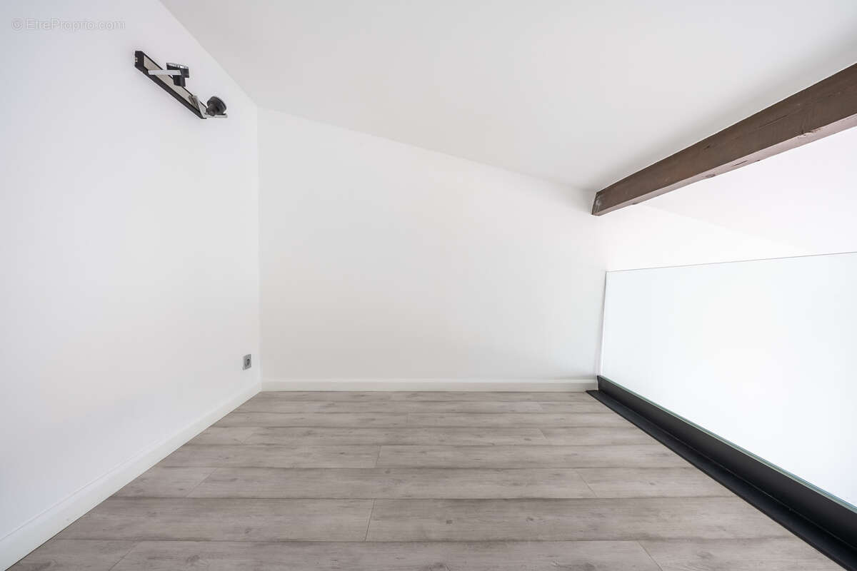 Superbe studio Place de la Nation (12ème) - 35m2 - 7ème et dernier étage - photo 9