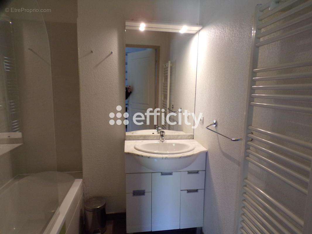 Appartement à AUBIGNAN