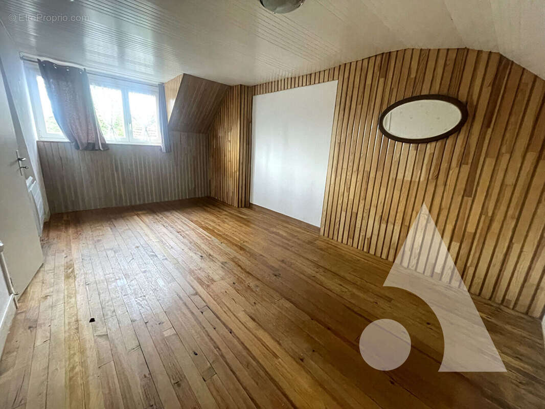 Maison à VILLERS-COTTERETS